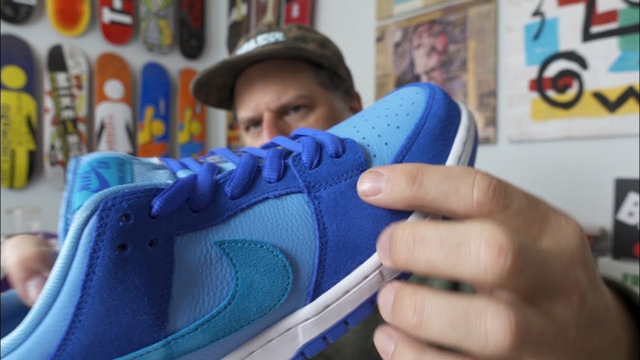 Nike SB Dunk Low • Blue Raspberry | Quick Review + Sizing - YouTube