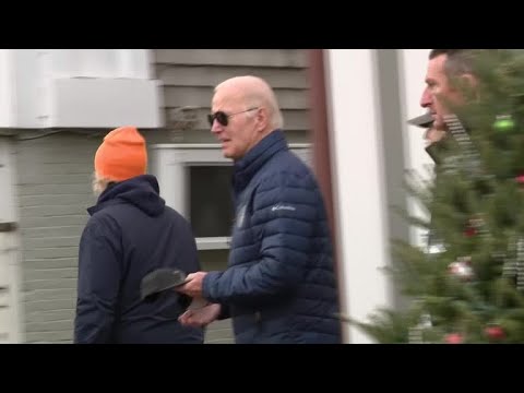 Видео: Biden: 'I'm hopeful you'll see something soon' regarding hostage release