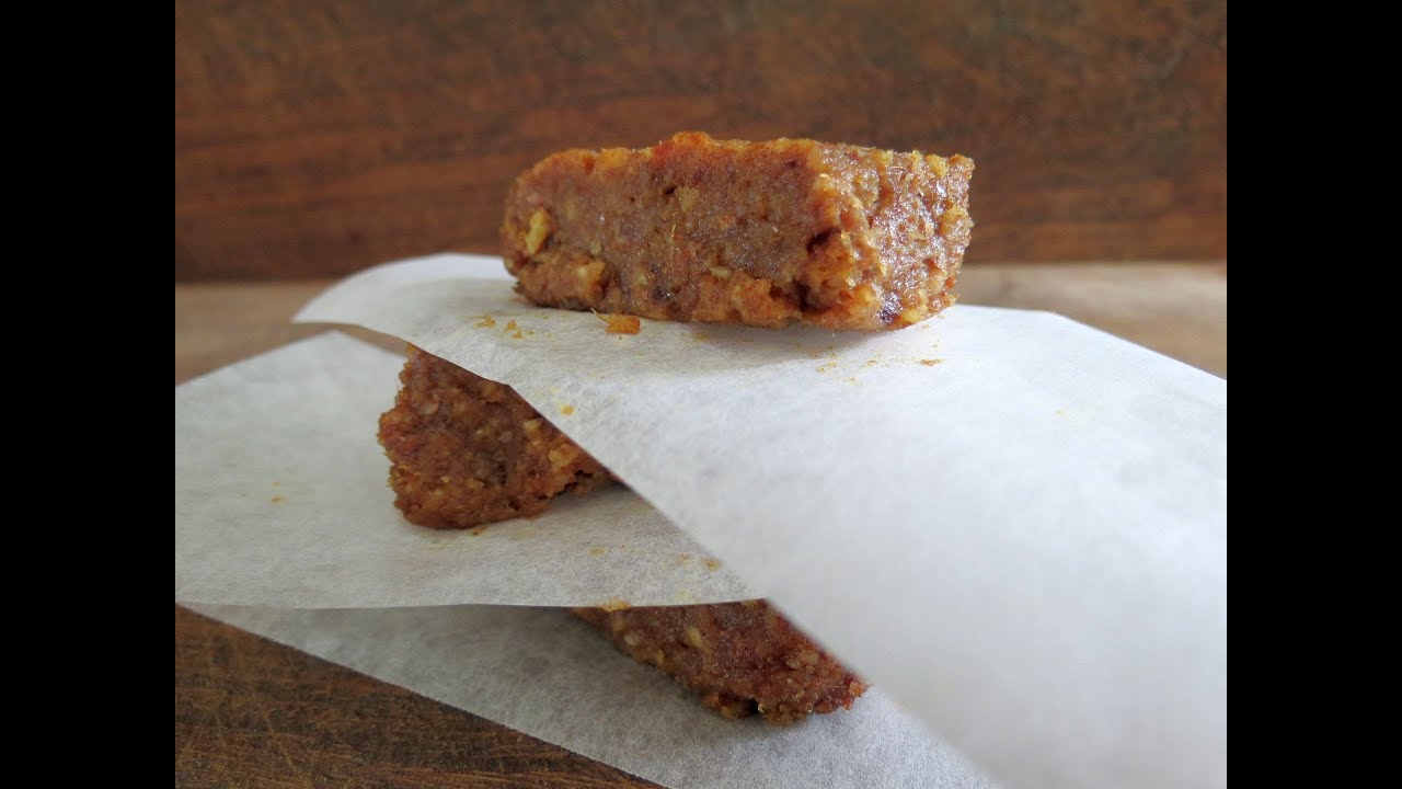 Barras de Datiles con Nueces (Receta Vegana) -- The Frugal Chef
