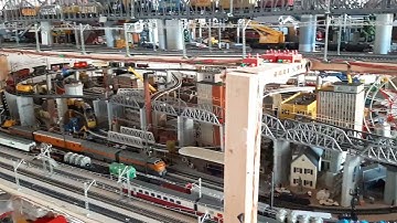 RAe SBB Cisalpino und Gottardo Lima Ref. 149812 Marklin ref. 37547. Metropolitan Ref. 7200 HR 2039