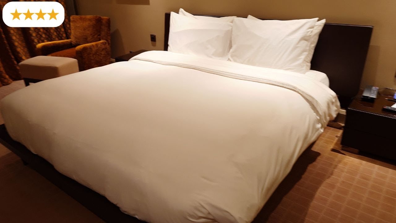 Four star hotel | Radisson Blu hotel in Heathrow Airport | May 2025