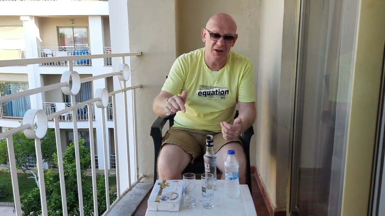 АлкОбзор. 37. Yeni Raki. Турецкий бренди. 1 месяц в бочках , 45°