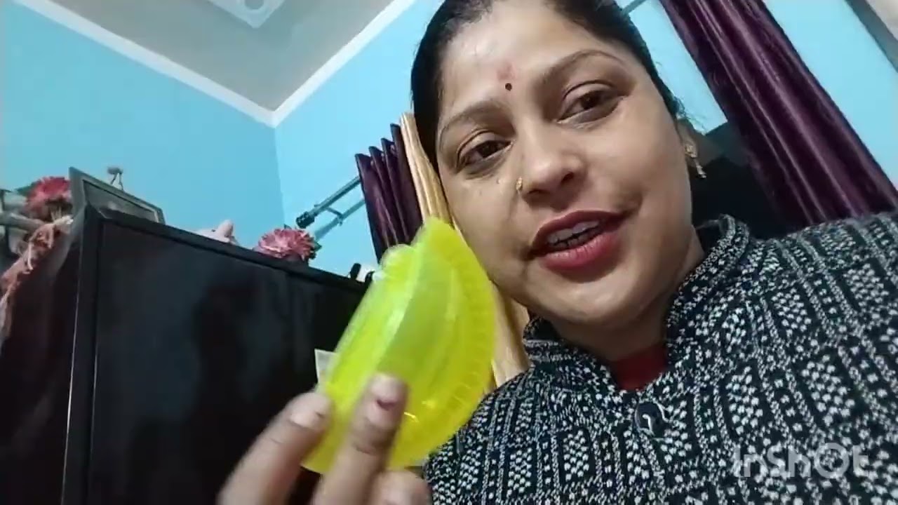 #Daily life style vlog#aaj toshi ne ye kya laya darawna#sath me gujiya bnane ki taiyari. #with poha#