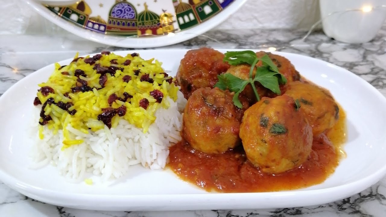 كفتة الدجاج بالصلصه مع تحضير سلطة الهانه ( مبارك عليكم الشهر 🌙 ) 