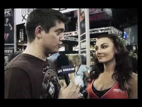 FightZone TV's MMA30 Host Dave Farra Goes behind the scenes at UFC Fan Expo Las Vegas 2010