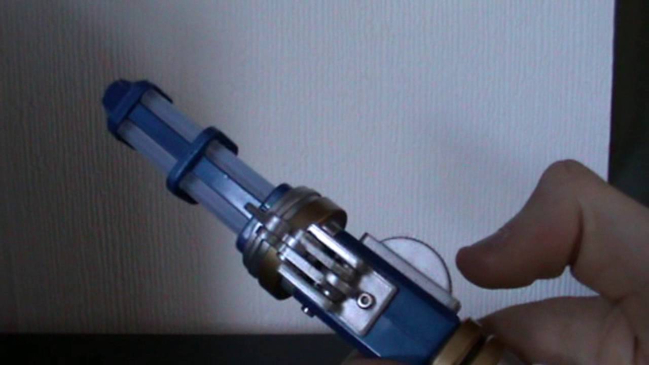 Doctor Who Review: The Twelfth Doctor's Second Sonic Screwdriver - YouTube