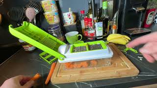 Gemüse (Karotten, Mören) in Scheiben hobeln und Würfeln mit Genius Nicer Dicer Smart Gemüseschneider