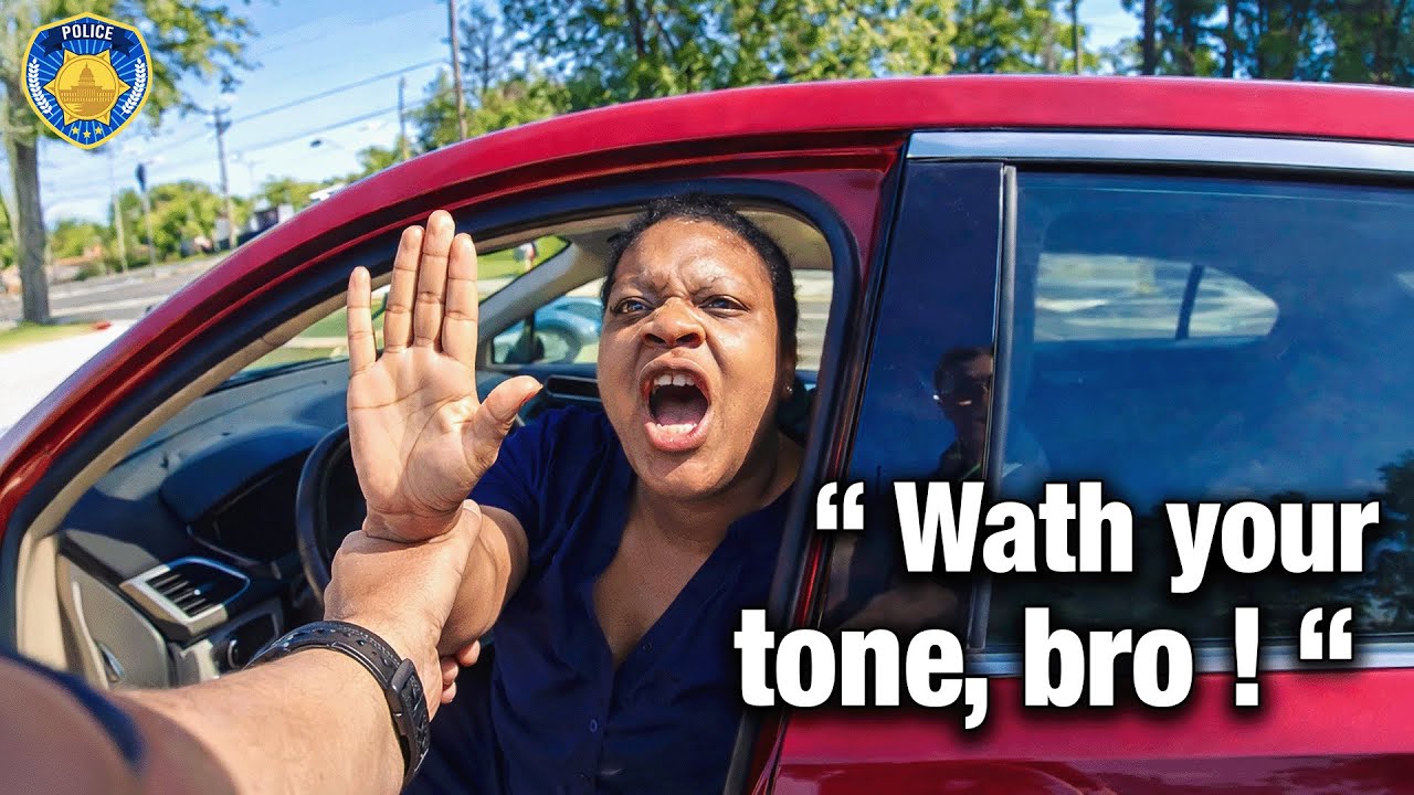 entitled-karen-turns-a-routine-traffic-stop-into-total-chaos-karens