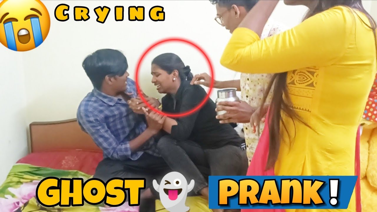 Ghost Prank | crying 😭 | my sister | Azu Aysha vlog 2022