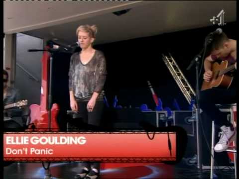 Ellie Goulding performs an exclusive live acoustic cover of Coldplay's don't Panic at V Festival on 21st August 2010 at Chelmsford Park. No Copywrite Intended