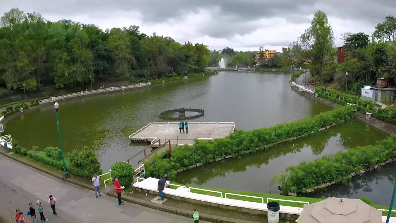 Dronie de Chicas Lago en Xalapa Paseo de los Lagos, Veracruz, México droniesdeveracruz YouTube Dronie de Chicas Lago en Xalapa Paseo de los Lagos, Veracruz, México droniesdeveracruz YouTube