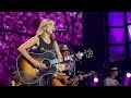 Sheryl Crow - If It Makes You Happy (Live at Farm Aid 2017)