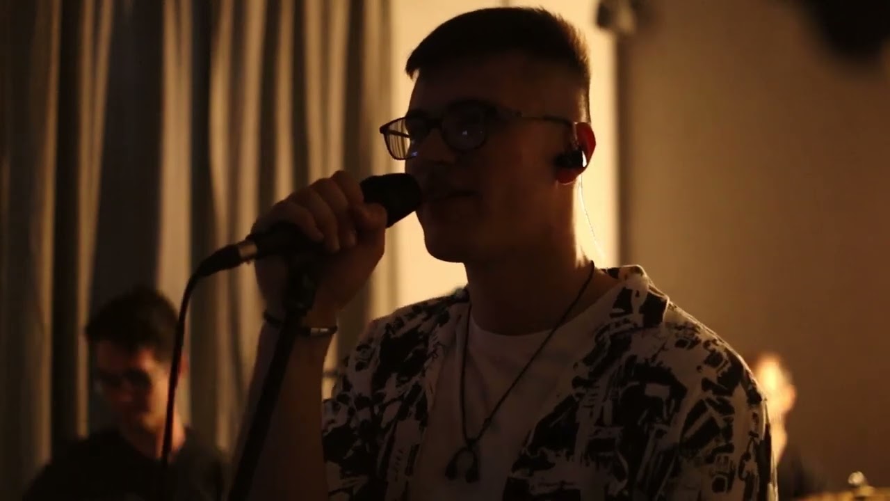 Eduard Ivascu - Rita (cover Connect-R & Smiley) | Live Sessions