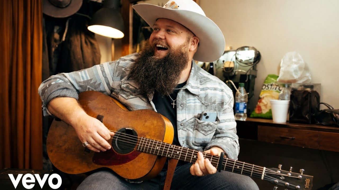 Larry Fleet – Sunday Morning Silence |  Emotional Country Ballad | Lyrics Video 