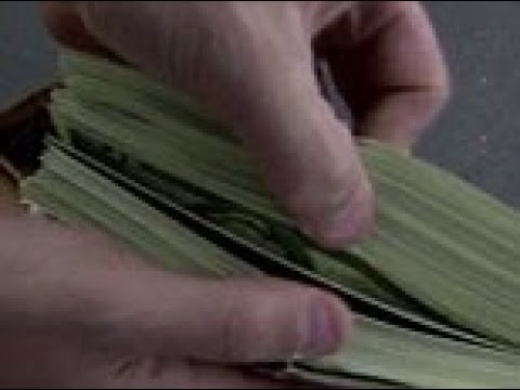 Woman scammed out of $2,000 after finding wallet full of cash