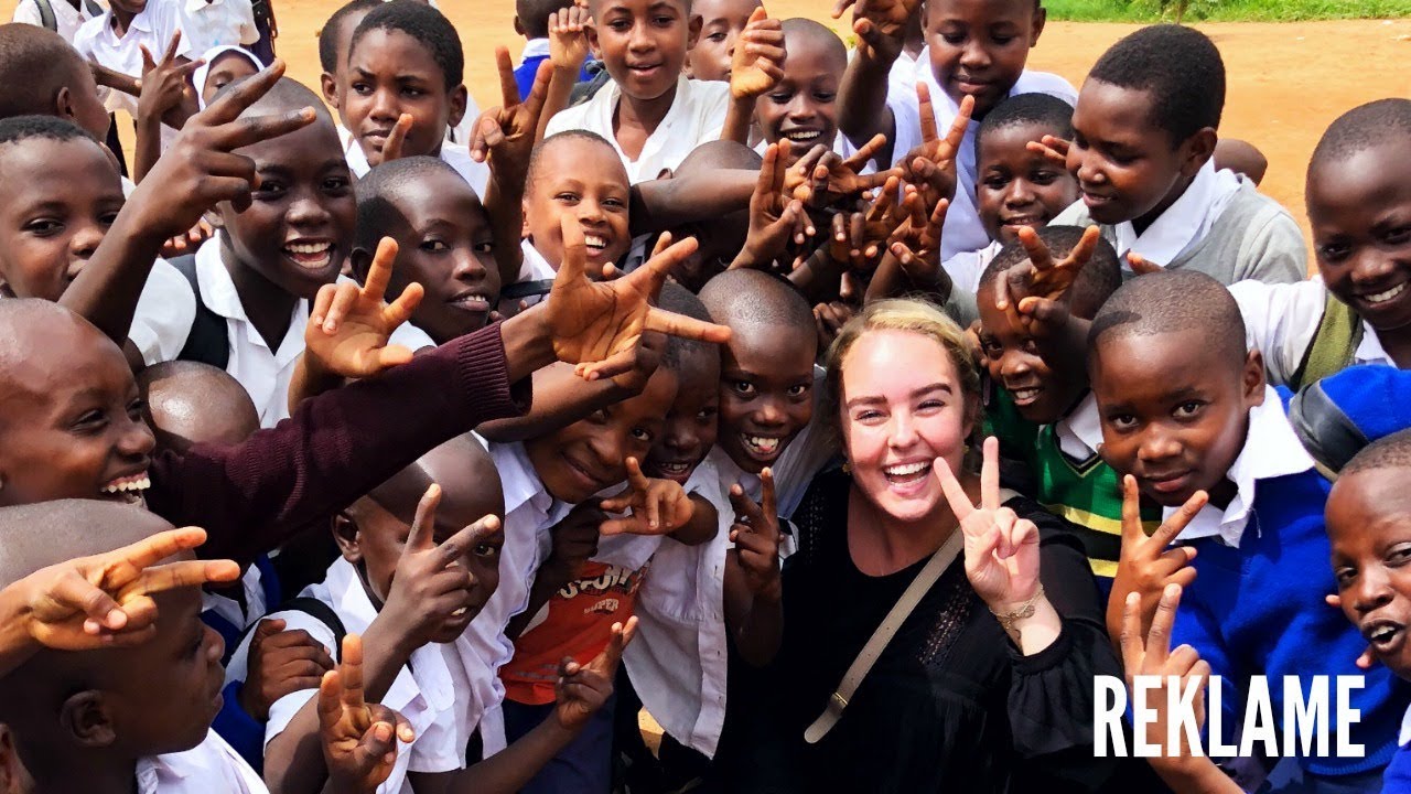 BESØGER TANZANIA | SOS Vlog #1 ♡ beautycon