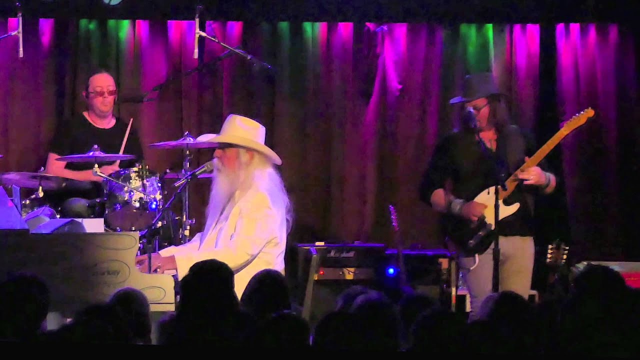 Leon Russell "Out in the Woods" August 19,2015 YouTube