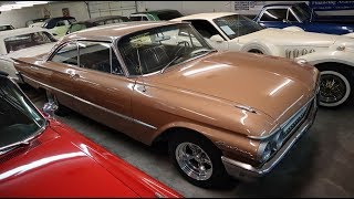 1961 Ford Galaxie Starliner 390 V8 Tripower Fourspeed at Country Classic Cars