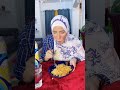 لما مراتى تاكل اندومى كورى اول مرة