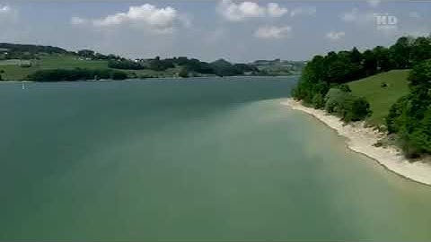 من اللواء الأخضر نقدم لكم : الفاتحة وآخر سورة آل عمران بصوت محمد سلطان إمام جامع الرشيد