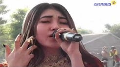 Via Vallen - Titip Cinta - Durasi: 5:49. Via Vallen - Titip Cinta - Durasi: 5:49.