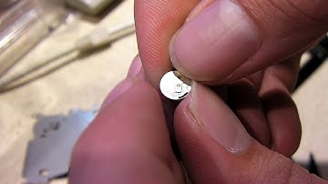 Replacing the faulty timekeeping cell in my Kodak Zi8