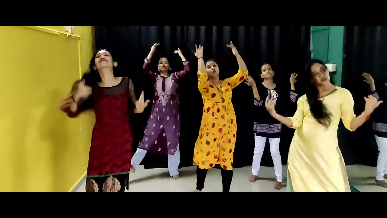 MORNI BANKE DANCE VIDEO - YouTube