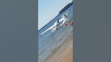 ICON A5 airplane heads to sea!!!
