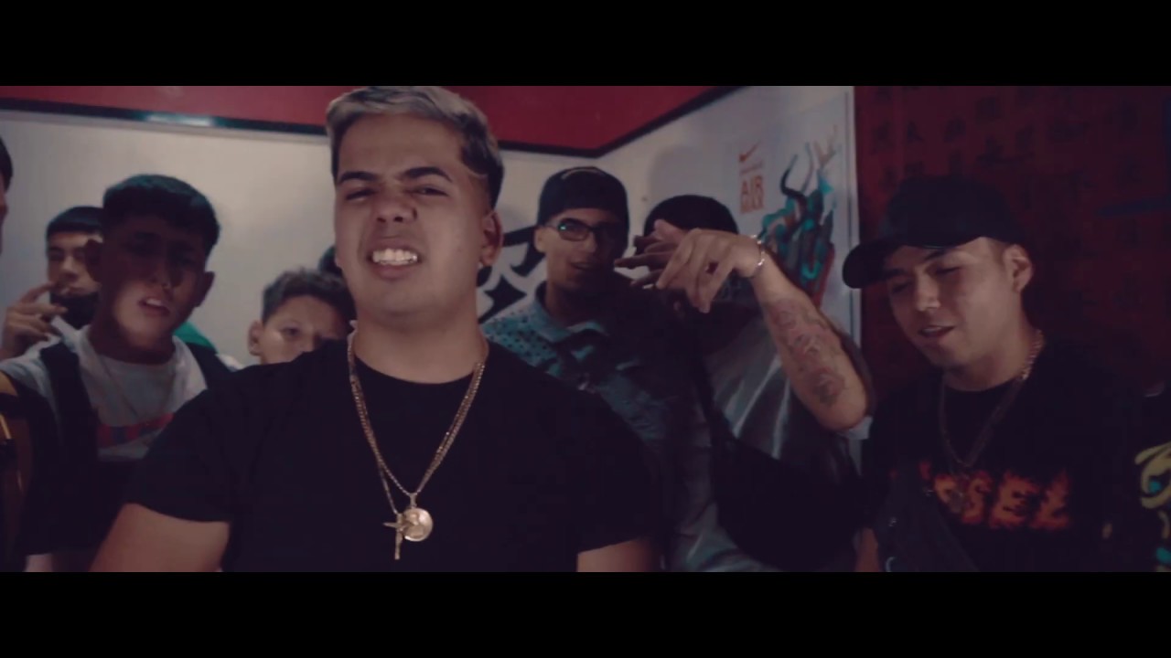 Richmelody - Mueve Ft Galee Galee - Official Video ( Prod by D-Company )