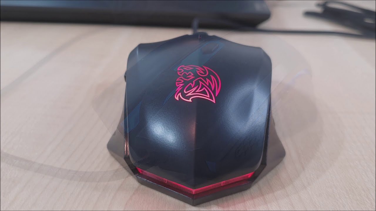 Talon X Gaming Mouse and Dasher Mini mouse pad combo from Thermaltake