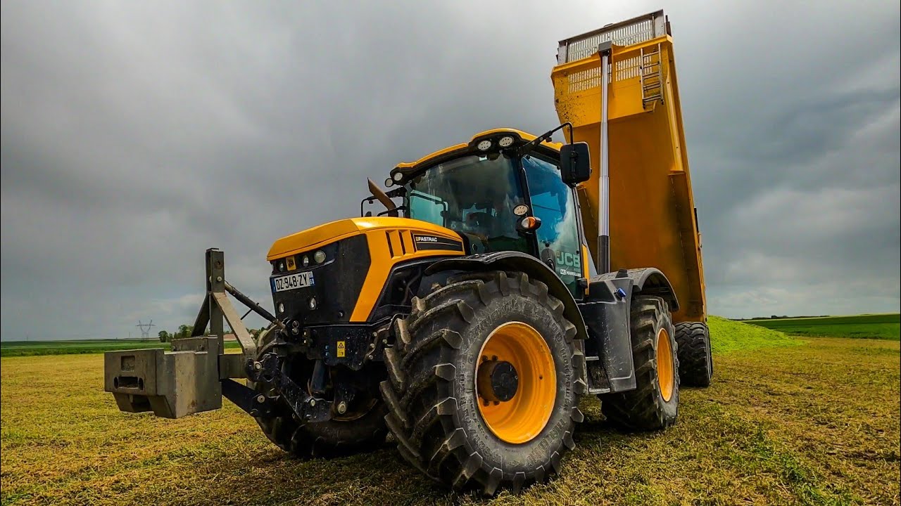 Suivez ce JCB fastrac  lensilage de seigle 