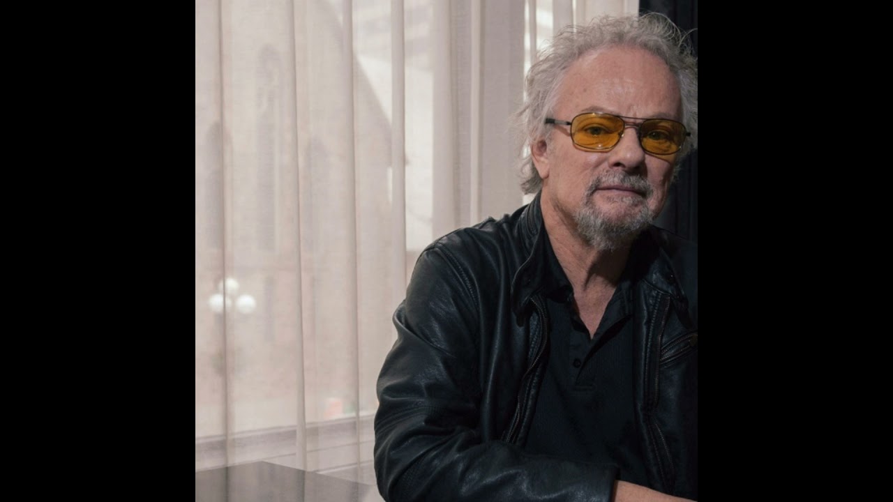 Paying tribute to former April Wine singer Myles Goodwyn