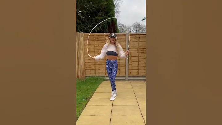 Fancy footwork 💃🏼 #jumprope #skipping #dance #choreo #viral