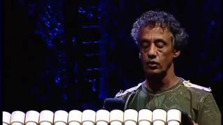 Video voorbeeld van "Uakti   'Águas de Março' Antônio Carlos Jobim   Instrumental SESC Brasil"