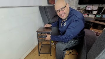 HEZI End Table with Charging Station