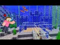 Building An UNDERWATER Castle Out Of GLASS In Minecraft Hardcore!