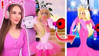 Dressing Up As The PAGEANT LADY To The Pageant In Royale High... Roblox