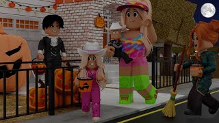 TRICK OR TREATING *CONCERT* (Bloxburg Roleplay)