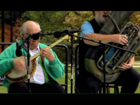 Pete Seeger at Vassar, Opening Act: The Bearcats J...