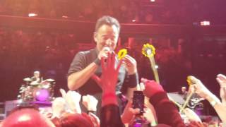 Video thumbnail of "Bruce Springsteen Hungry Heart Jan 19 2016 Chicago nunupics"