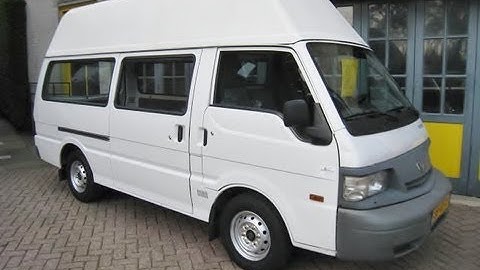 Mazda E2200 te koop met hoog dak bij van Burik bedrijfswagens