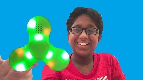 UNBOXING THE BLUETOOTH FIDGET SPINNER! #unboxing #shorts #viral #funny #views #fidget #toys #video