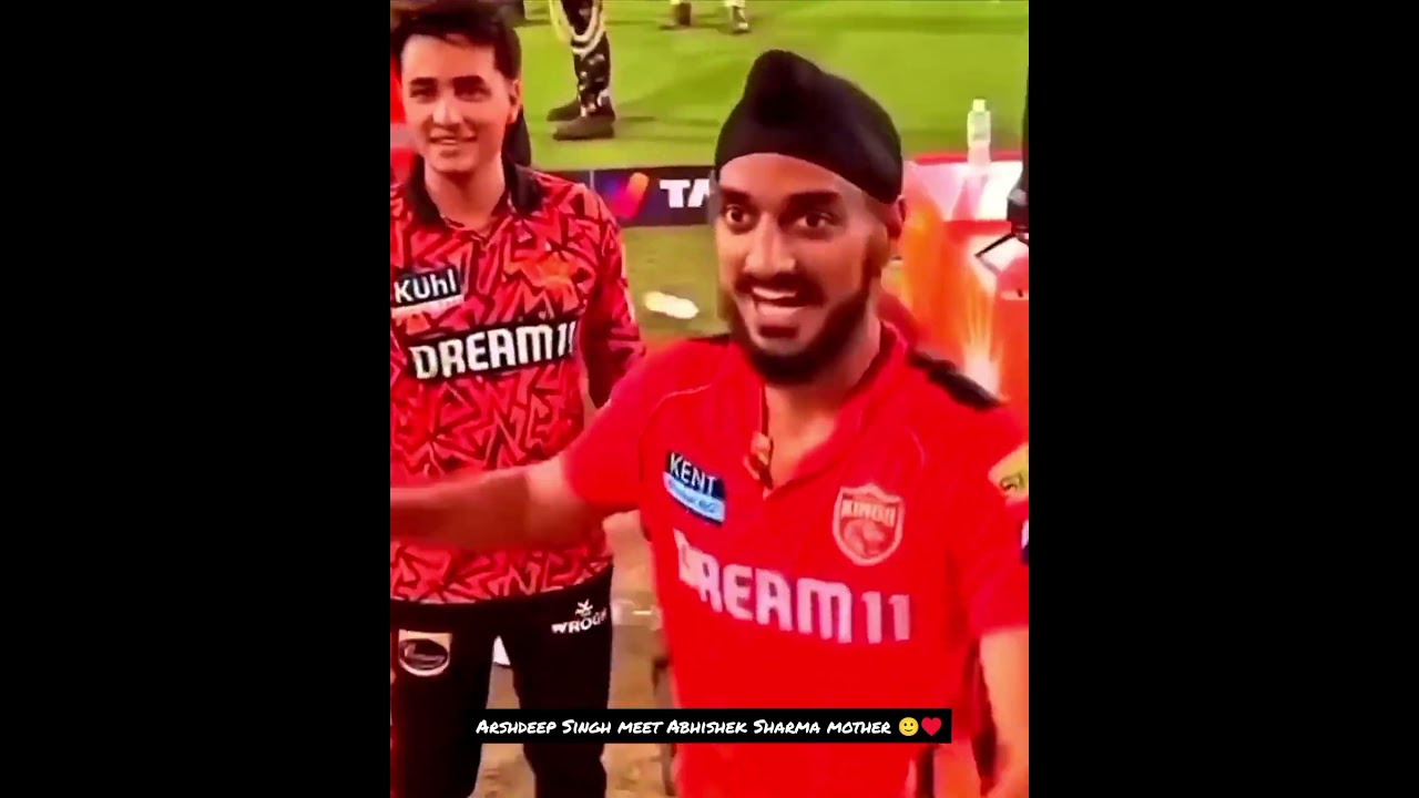 Arshdeep Singh meet Abhishek Sharma mother 🙂♥️