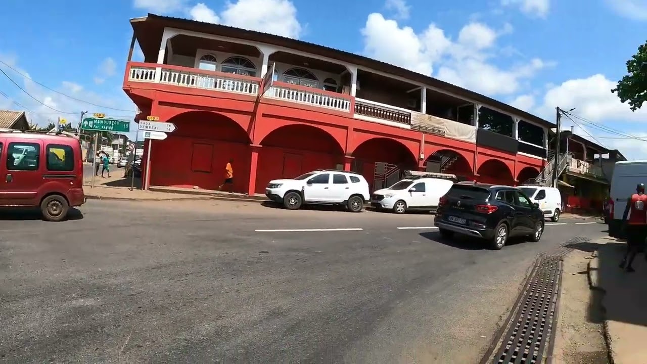 Découvrez le Charme de Combani.