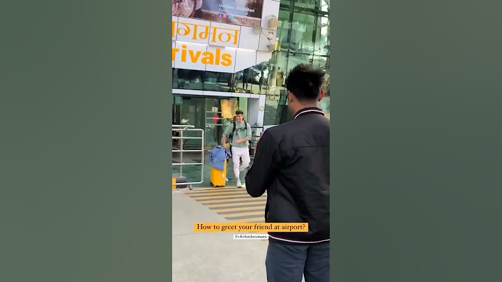 How to Greet your Best Friend at Airport in India 🤣🤣