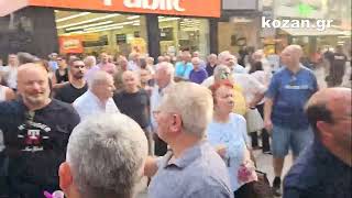 kozan.gr: Κοζάνη: Νεαρός φώναξε για τα Τέμπη κατά το τέλος της ομιλίας Μητσοτάκη και αποχώρησε