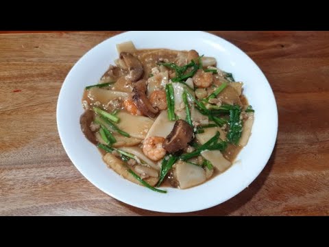 焖炒白粿干 Stir-fried White Rice Cake