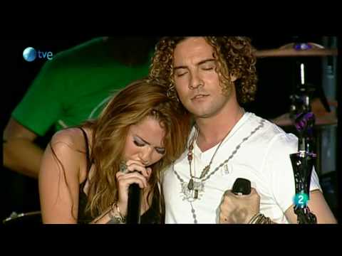 Miley Cyrus & David Bisbal- When I look at you (Rock in Rio-madrid) HQ