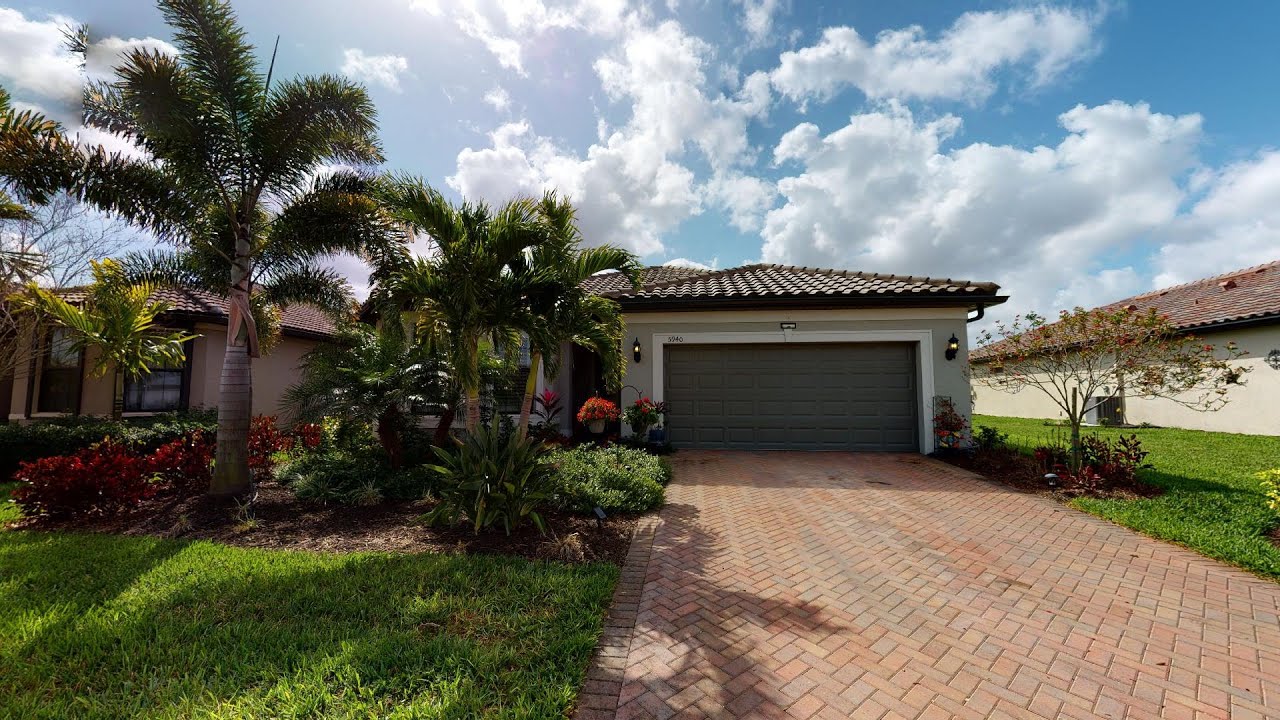 Ave Maria Florida Homes Del b Naples "Prosperity Model" 5940