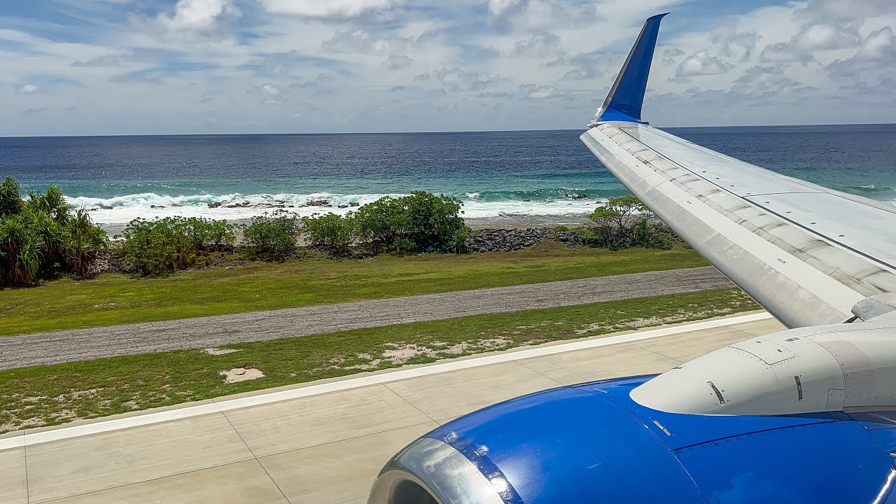 pacific-bucholz-army-airfield-landing-kwajalein-united-airlines